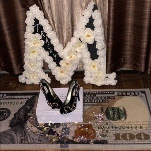 Steve Madden open toe giraffe heels